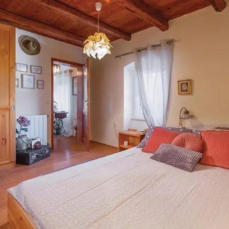 Vakantiehuis Three-bedroom Holiday In Medaki